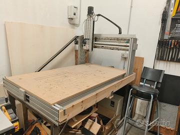 pantografo CNC fresa a controllo numerico