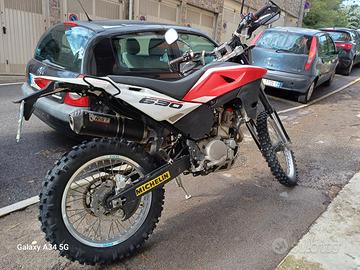 Husqvarna TE 630 - 2011