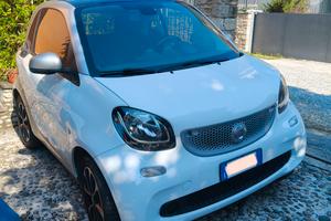 SMART FOR TWO del 2016. MOTORE E CAMBIO NUOVI! 