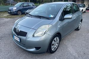 Toyota Yaris 1.3 Gpl