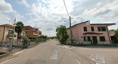 Bilocale con posto auto scoperto