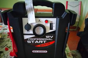  Avviatore  12 V 2000 A Professional quich start 