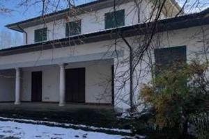 Villa a Gazzola (PC)