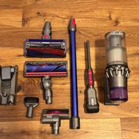 Dyson V11 – Completo di tutti gli accessori