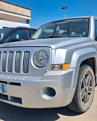 JEEP Patriot 4x4 2.000 TDI 140cv GANCIO TRAINO