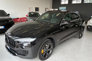 Maserati Levante V6 250 cv Diesel AWD Gransport