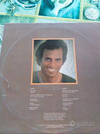 N. 2 vinili 33 giri di Julio Iglesias