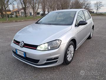 VOLKSWAGEN Golf 7  1.6 TDI 90 CV 5p. Trendline