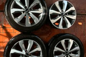 Set di 4 Cerchi in lega da 16  x KIA + 3 GOMME