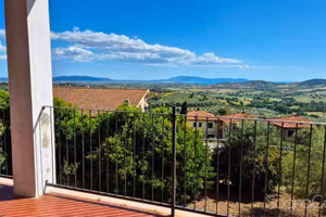 Villa di 312 m² con più di 5 locali e box auto a M
