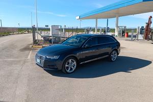 Audi A4 Avant S Tronic 2.0 TDI 190 CV 