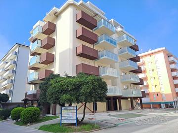 Esclusivo appartamento trilocale vista mare