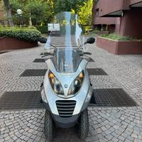 Piaggio MP3 250cc-Unico proprietario, tagliandato