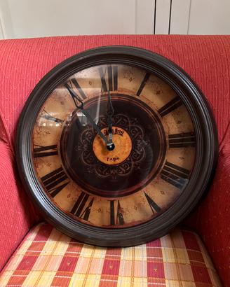 Orologio da parete  in metallo e vetro