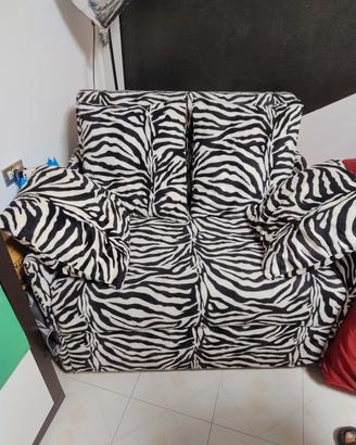 Poltrona zebrata con letto singolo