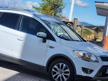 Ford Kuga 163cv 4x4