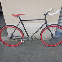 Bici scatto fisso