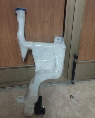 Ford Fiesta 6 Vaschetta liquido lavavetri 