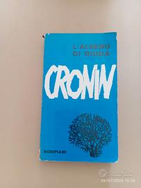 "L'albero di Giuda" (The Judas Tree) di A. J. Cron