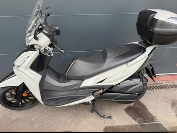 Kymco Agility 300