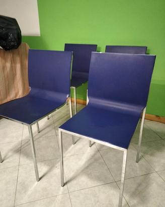 4 sedie in acciaio e plastica 