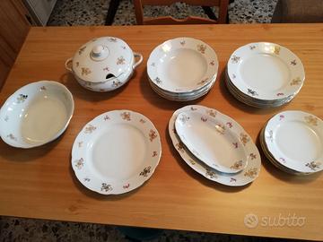 Servizio piatti Bavaria bordo ORO e decoro fiore