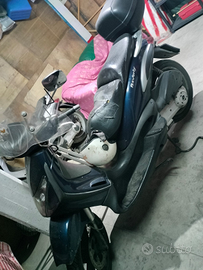 Beverly 125 anno 2008