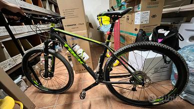 Trek MTB 29” RockShox Shimano