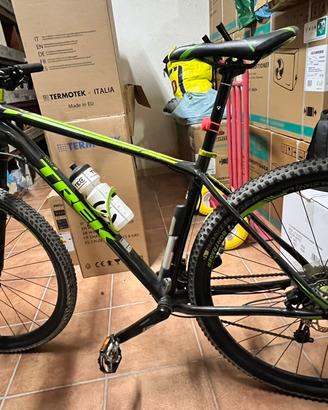 Trek MTB 29” RockShox Shimano
