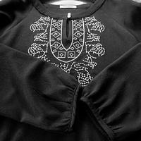 Camicia con ricamo etnico