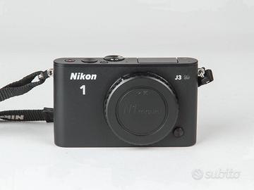 Nikon 1 J3 (solo corpo)