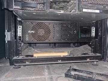 gruppo di continiutà UPS APC smart-ups srt 500 rm