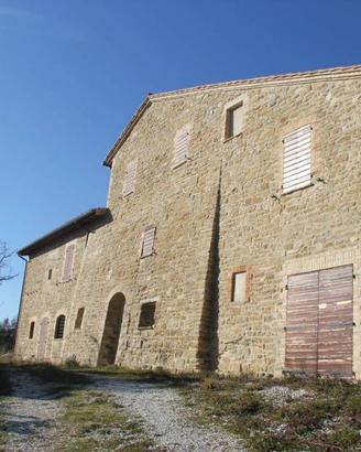 Rustico / Casale di 430 m² a Assisi