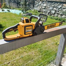 Motosega DEWALT Flexvolt 54V XR completa 
