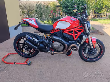 Ducati Monster 1200