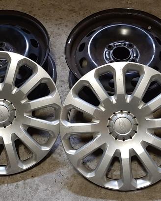 N. 2 cerchi + copricerchi Ford Fiesta