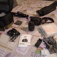 Canon EOS 1300D con Borsa completa + Treppiede