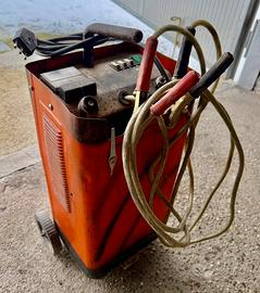 Carica batterie booster