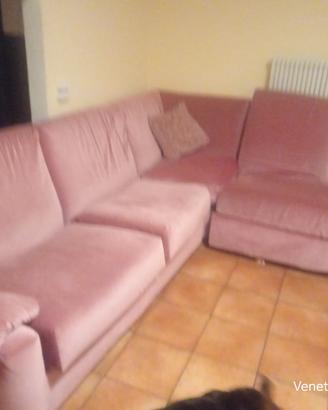 divano rosa 