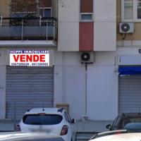 DUE LOCALI COMMERCIALI: ZONA FIERA, VIA MONTEPELLE