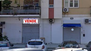 DUE LOCALI COMMERCIALI: ZONA FIERA, VIA MONTEPELLE