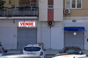 DUE LOCALI COMMERCIALI: ZONA FIERA, VIA MONTEPELLE