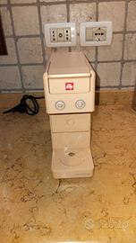 Macchina caffè Illy iperespresso Y 3.3
