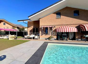 Villa o villino Givoletto [Cod. rif 2140VRG]