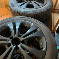 4 Cerchi originale mercedes con 4 gomme invernali