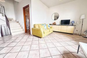 VILLA A SCHIERA A ANGUILLARA SABAZIA