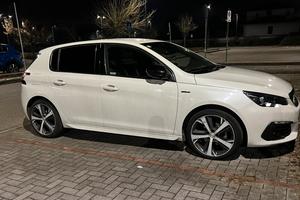 Peugeot 308 GT Line Cambio Automatico