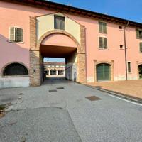 VILLA A SCHIERA A ORZINUOVI