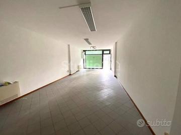Immobile di 60 m² con 1 locale a Figline e Incisa 