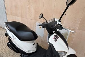 piaggio liberty 50 4t